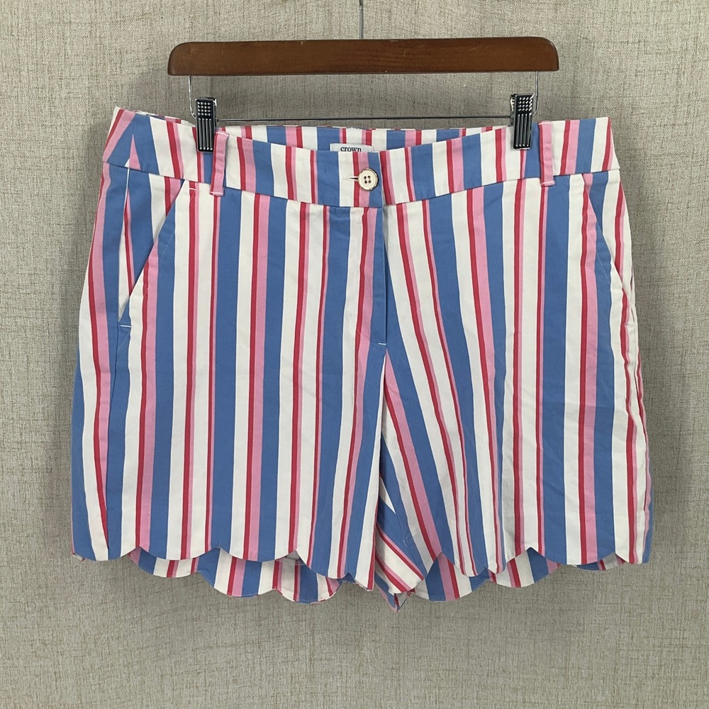 Crown & Ivy Shelby Shorts Women 14W Blue Pink Striped Scalloped Preppy Coastal